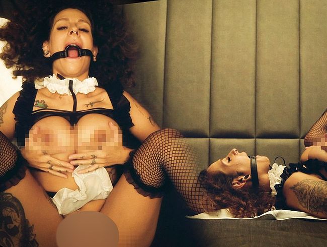 Download: MaraWalks - Hausmädchen im Spielzimmer erwischt: Mundring & Facial