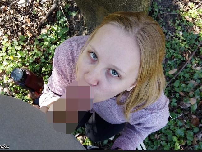 Download: Marie_Hardon - Ich blase einen User im Park