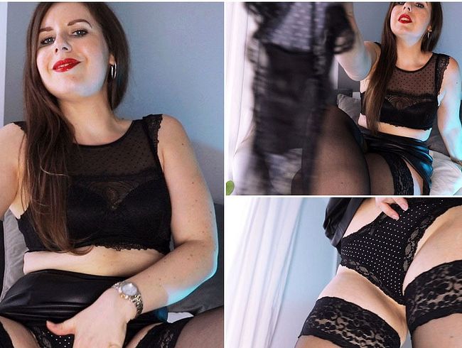 Download: Mary--Jane - Höschen sind zum Lecken da