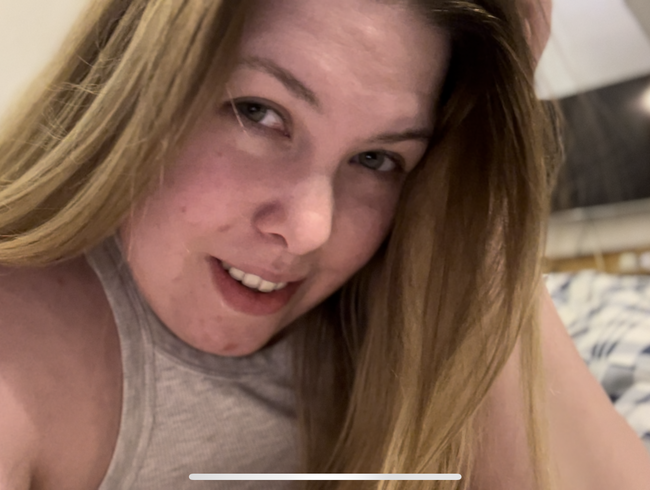 Download: Mascha_Mangold - Mein Körper kennt nur  Müde und Geil wenn ich meine kriege..