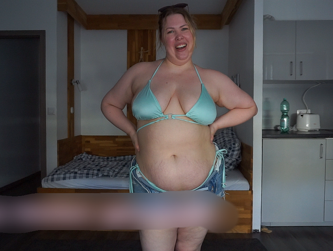 Download: Mascha_Mangold - Jungschwanz Entjungfert Teil 2- Er spritz das 1. mal auf Titten