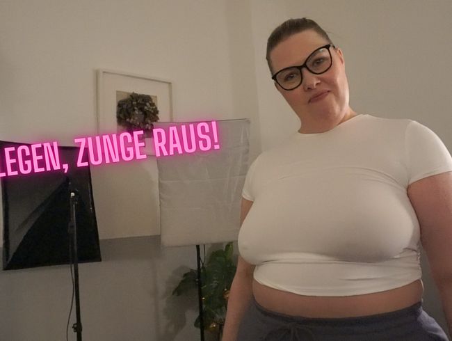 Download: Mascha_Mangold - Buchhaltung Stresst mich! Facesittingsession zur Entspannung!! Multible Orgasmen!!