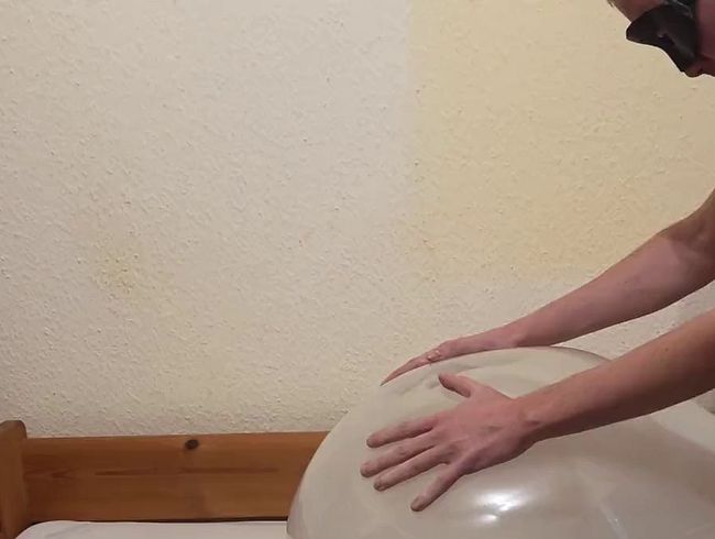 Download: Maskedlooner97 - Roomtex Balloon fick und abspritzen