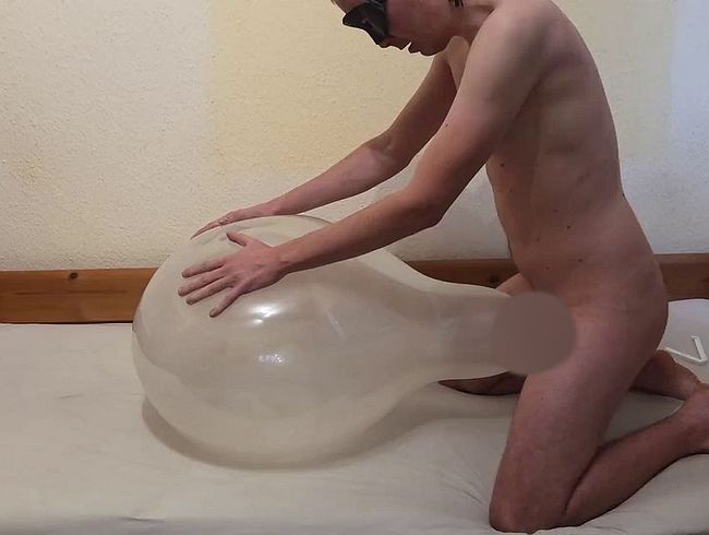 Download: Maskedlooner97 - Roomtex Balloon fick und abspritzen