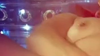 Download: MaturePussyBigTits - Willst du meine Samenflüssigkeit sehen, Baby? Du wirst es lieben, sie im Mund zu haben.