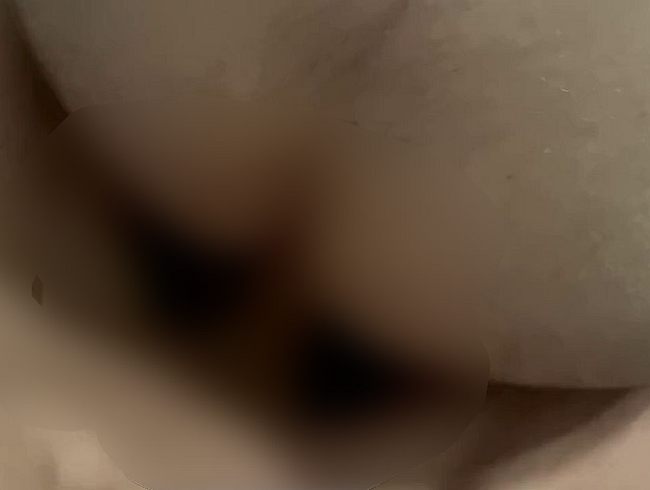 Download: Maxi_Newman - Alles Sperma in Papas haarigem Loch (Creampie)