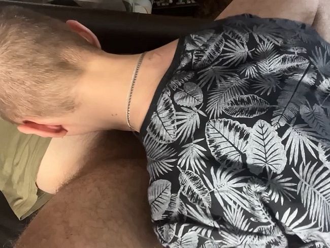 Download: Maxi_Newman - Geiler Papa liebt große Dildos im Arsch und Sperma im Mund