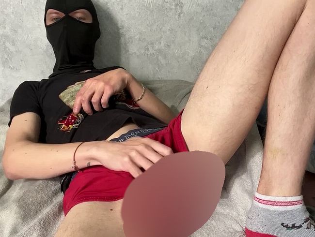 Download: Maxi_Newman - Heiße Schlampe wichst in Maske, mein neuer schmutziger geheimer Fetisch