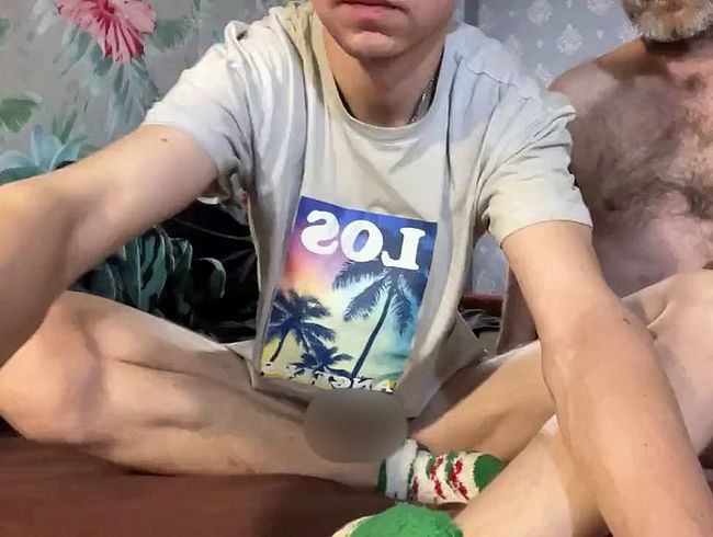 Download: Maxi_Newman - Behaarter arabischer Daddy fickt junges enges Loch so hart