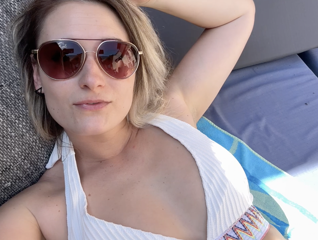 Download: Melina-May - Sonne macht geil