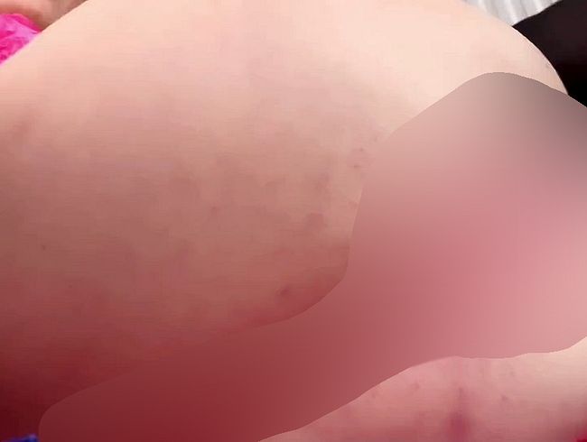 Download: Melinda_JamesCD - Trans Sissy Melinda lässt sich von Sexmaschine verwöhnen