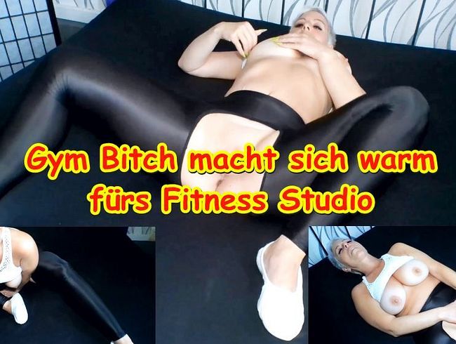 Download: MelissaDeluxe - Gym Bitch macht sich warm fürs Fitness Studio