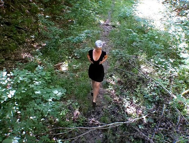 Download: MelissaDeluxe - Neuen Hochsitz in meinen Privat Wald eingeweiht!