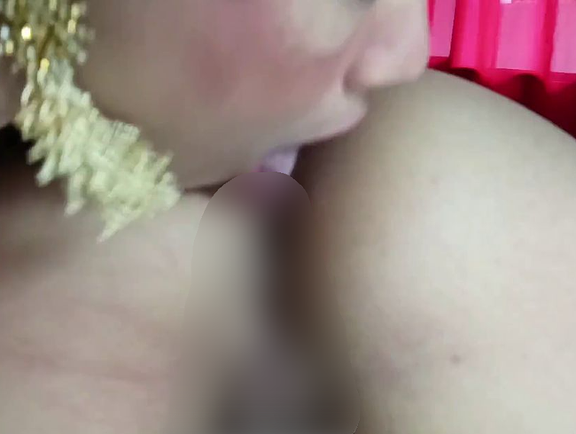 Download: MelissaPorter - Melissa fickt ihre Freundin mit einem Strap-on