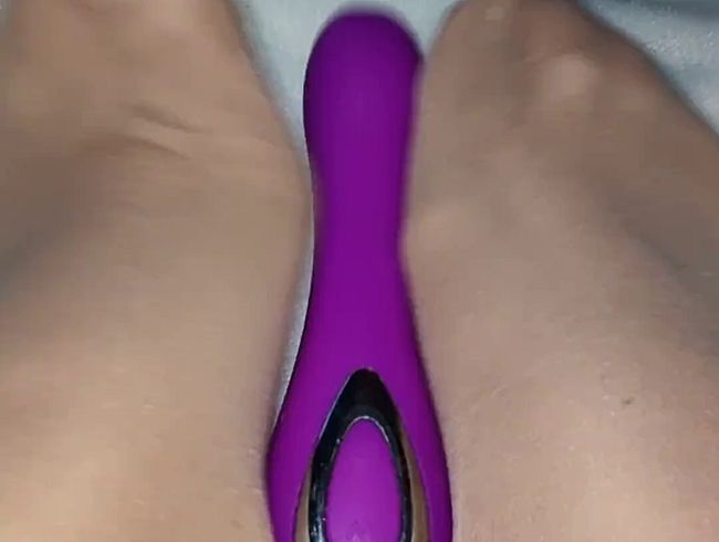 Download: Miadom40 - Füße in Nylons, ganz verspielt! (Ohne ton)