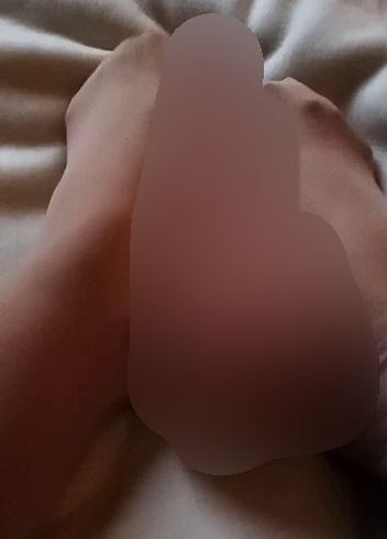 Download: Miadom40 - Nylons und Dildo - tolle Kombination