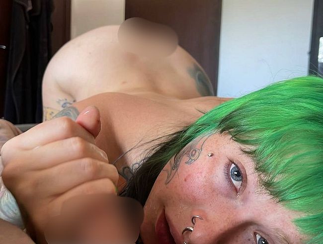 Download: Micky-Bottenberg - Spritz mir dein ganzes Sperma in meinen Schlampen Mund.