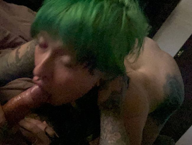 Download: Micky-Bottenberg - 100% real! Privater Deeptrhroat mit Schluck garantie.