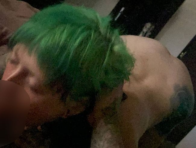 Download: Micky-Bottenberg - 100% real! Privater Deeptrhroat mit Schluck garantie.