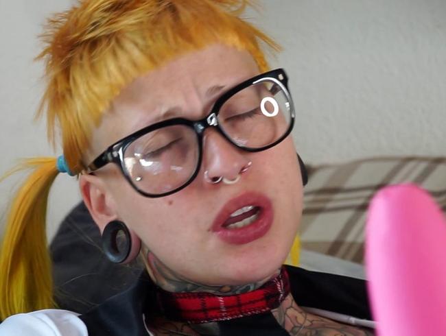 Download: Micky-Bottenberg - Vibrator bis zum MEGA Orgasmus!