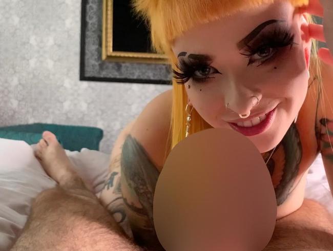 Download: Micky-Bottenberg - Deepthroat Hotelblowjob