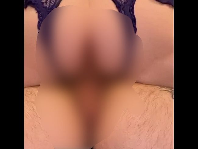 Download: MiiniShellyX - Dicken Schwanz reiten kommt es nicht mehr aushalten und musste einfach !!!