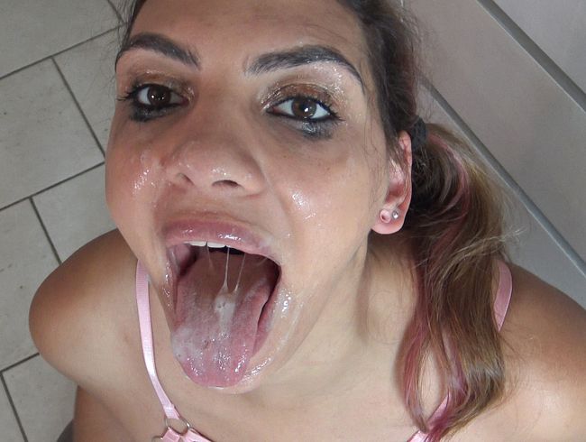 Download: Mila-Hase - DEVOTE SCHLAMPEN müssen ERZOGEN WERDEN! Sloppy DEEPTHROAT mit Bonusmaterial!