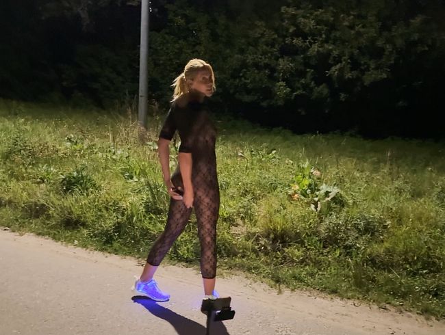 Download: Miley-Weasel - Krasser gehts nicht!! Fremder Trucker fickt mich mitten auf der Strasse !! Special !!