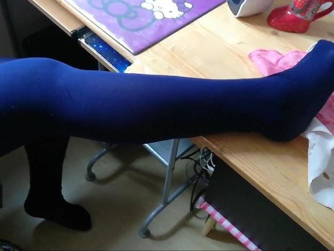 Download: MinaMariella - Ich liebe Nylon