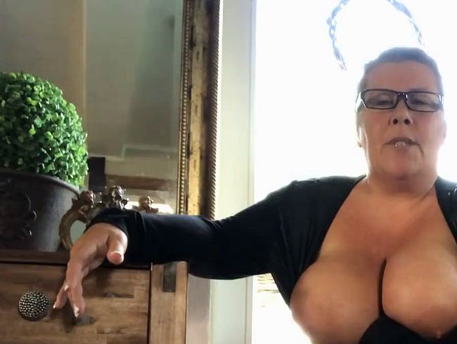 Download: Miss-Busty-MilF - Leder - Der Stoff Deiner Träume.