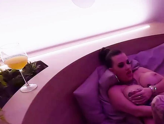 Download: MissAlessaMilano - Videoüberwachung im Strip Club