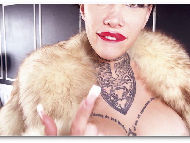 Download: MissAlessaMilano - Nach der Party spritzt er geil auf meine Busen