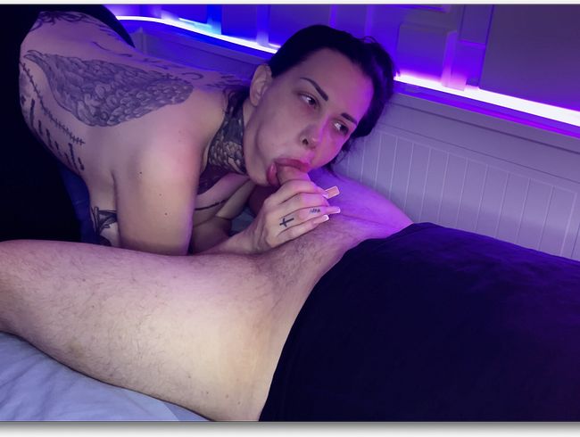 Download: MissAlessaMilano - MILF erwischt mich und will mehr ??