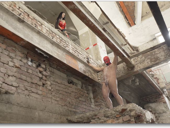 Download: MissAlessaMilano - Spermaspiele in obere Etage