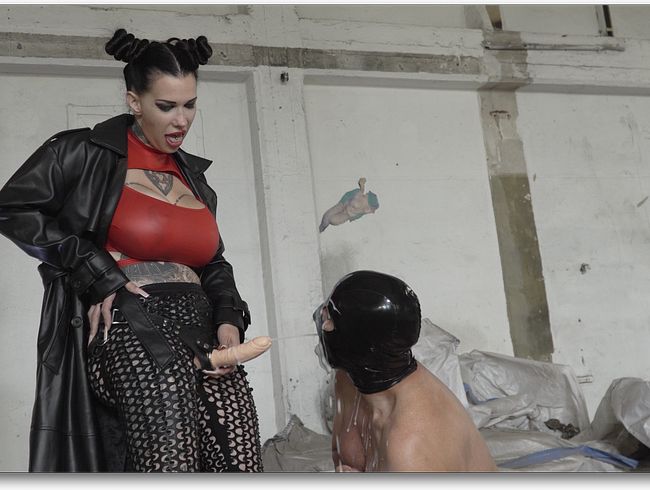 Download: MissAlessaMilano - Fake Cum Blowjob