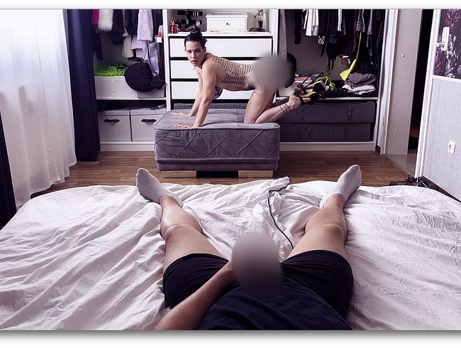 Download: MissAlessaMilano - Sie kam ohne Worte – und mein Schwanz explodierte