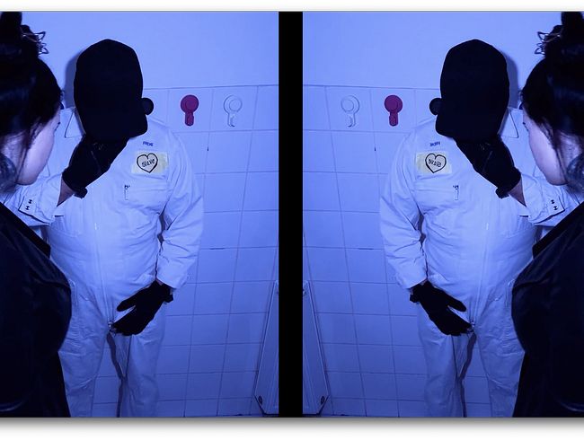 Download: MissAlessaMilano - Tankstellen im WC