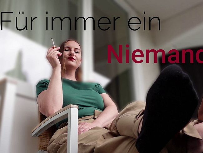 Download: MissCatDeluxe - Für immer ein Niemand
