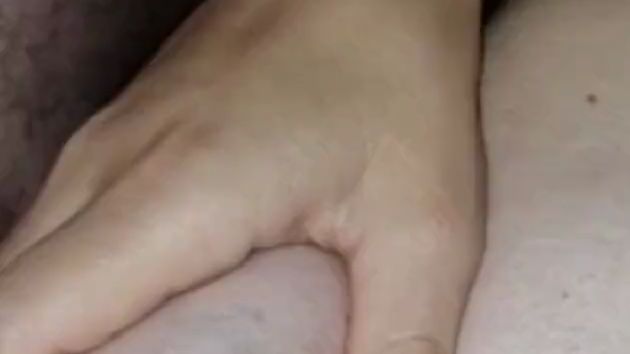 Download: MissNaturPur - Kurzer Tittenfick