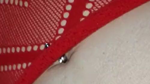 Download: MissNaturPur - SB mit neuen Spielzeug und Cumshot auf meinem Busch