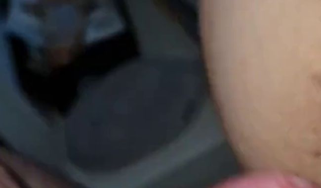 Download: MissNaturPur - In doggy abgefickt und draufgespritzt