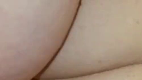 Download: MissNaturPur - In der Dusche abgepisst, gefingert und abgemolken