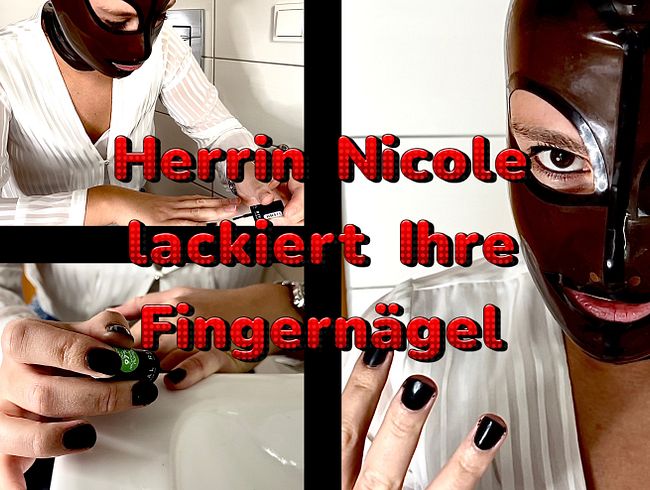 Download: MissNicole - Domina lackiert ihre Fingernägel. Würdest du zukünftig diese Aufgabe übernehmen? Schwarzer Nagellack
