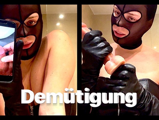 Download: MissNicole - Absolute Demütigung! Erniedrigung des Sklaven! Sein Mini-Schwanz als Wichsvorlage! Userwunsch!