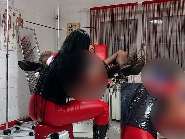 Download: Misstress-Luciana - Deep Fisting for the Slave