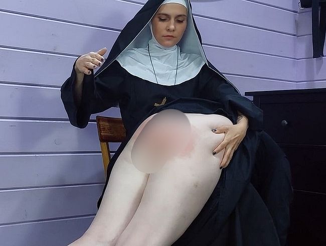 Download: Mistress_Priest - Bestrafung durch eine Nonne