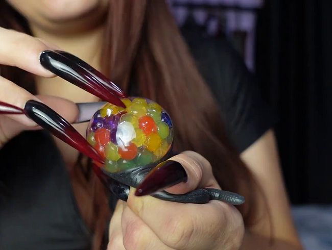 Download: Mistress_Priest - Strafe durch die Hexe