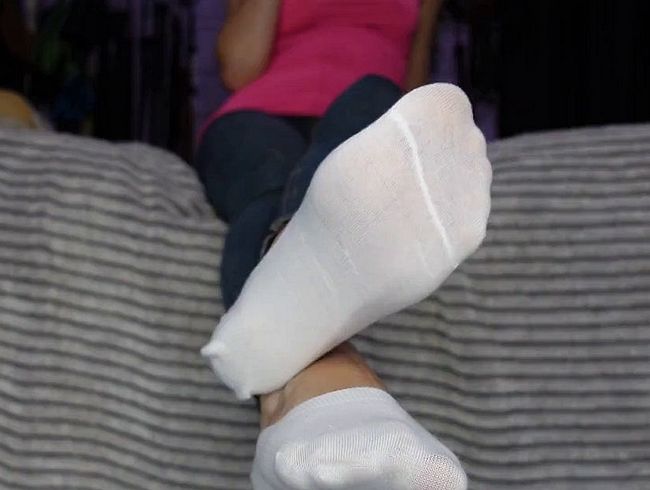 Download: Mistress_Priest - Turnschuhe, Socken, Sohlen und Zehen