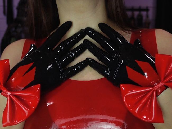 Download: Mistress_Priest - Meine neuen Latexhandschuhe