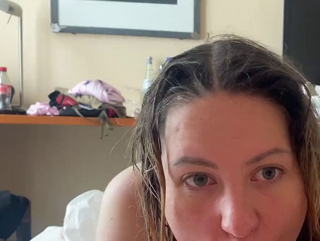 Download: Mountain1988 - Guten Morgen Frühstücks Blowjob vom Pornostar Maria Gail